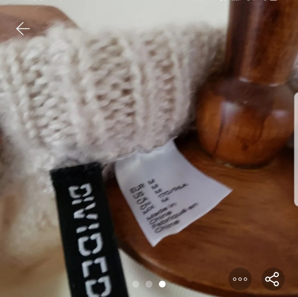 Sweater - Picture 3 of 3
